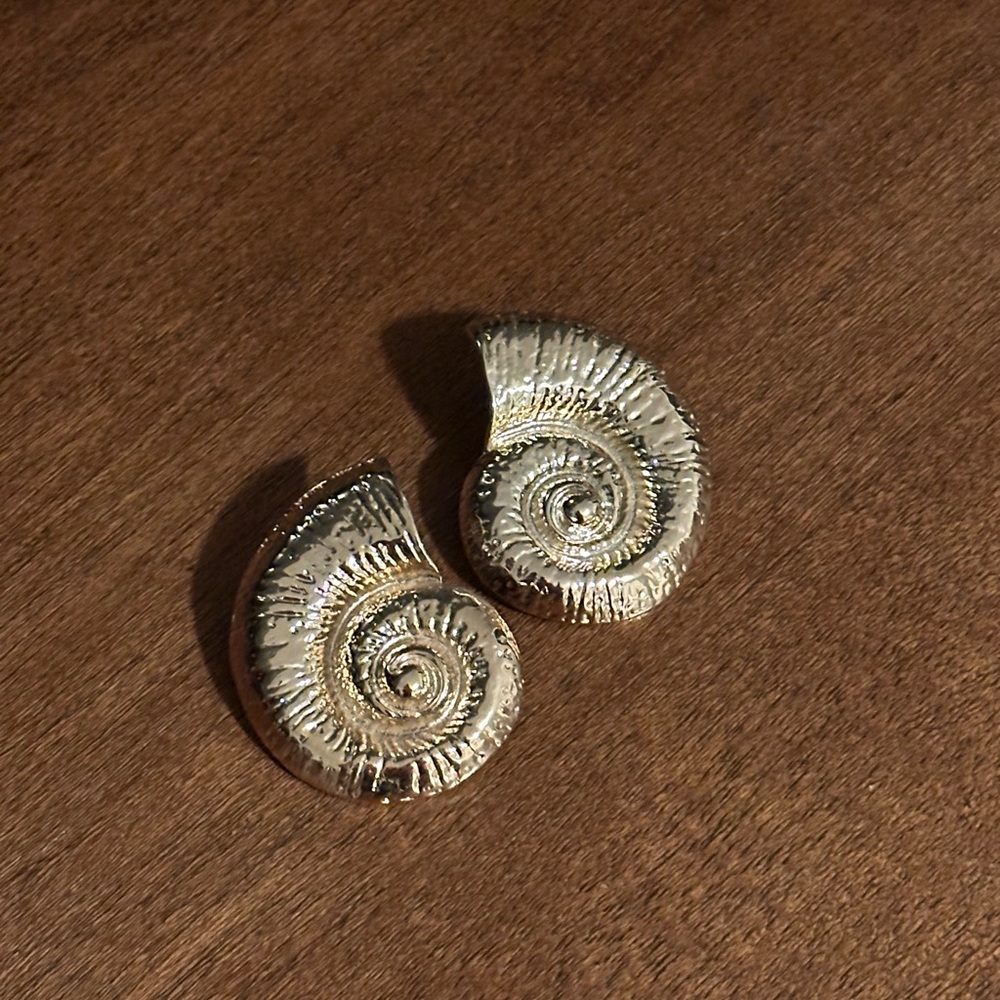 Gold Seashell Earrings